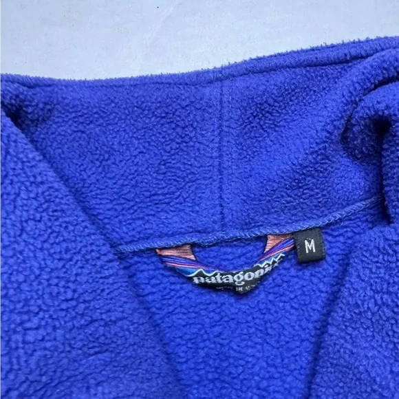 Vintage 90’s Patagonia zip up - Picture 2 of 5